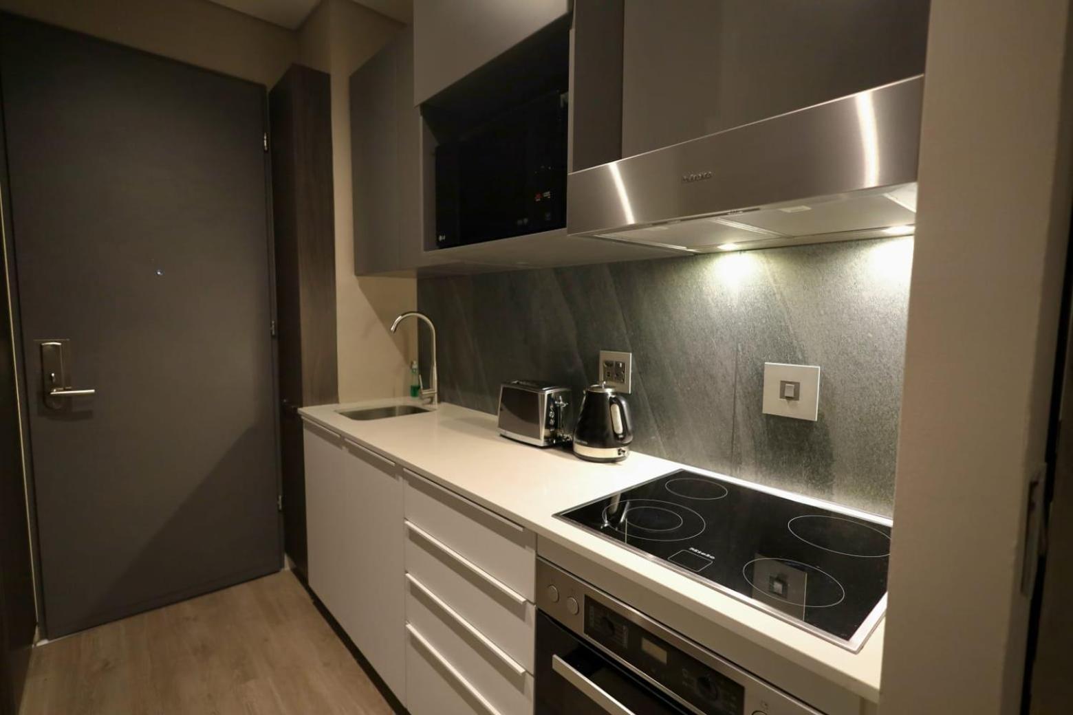 Menlyn Maine Luxury Rentals Pretoria Exterior foto