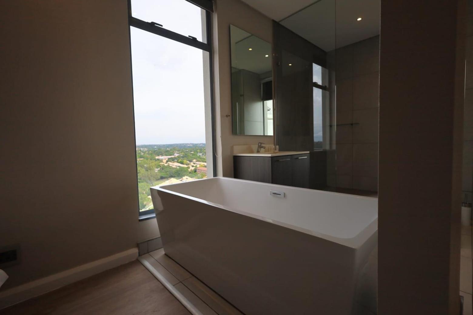Menlyn Maine Luxury Rentals Pretoria Exterior foto